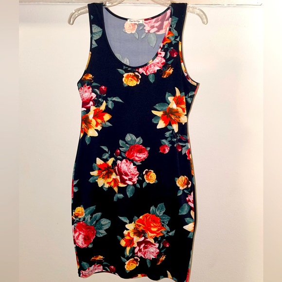 Women’s Mini Foral Dress Large - Picture 2 of 8